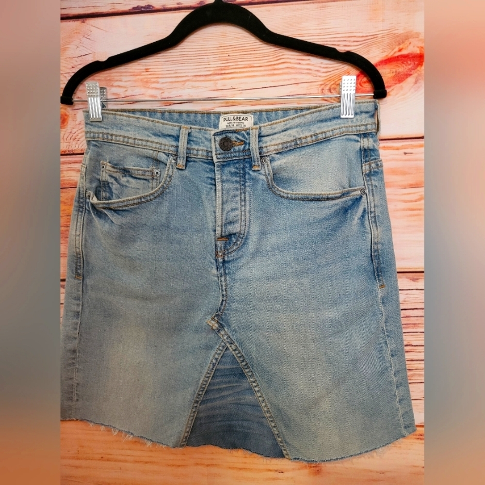 Upcycled Handmade Pull & Bear Classic Denim Skirt!❤️